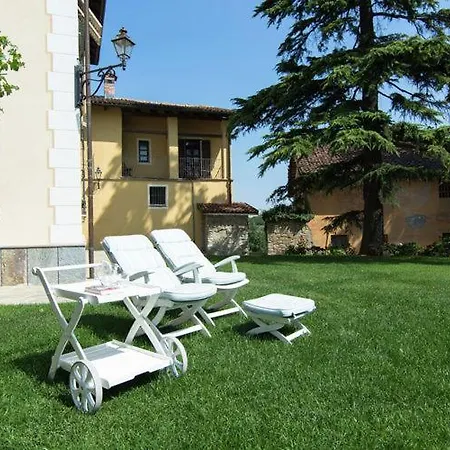 Castello Di Grillano Farm stay Ovada