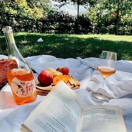 Фермерский дом Castello Di Grillano Овада