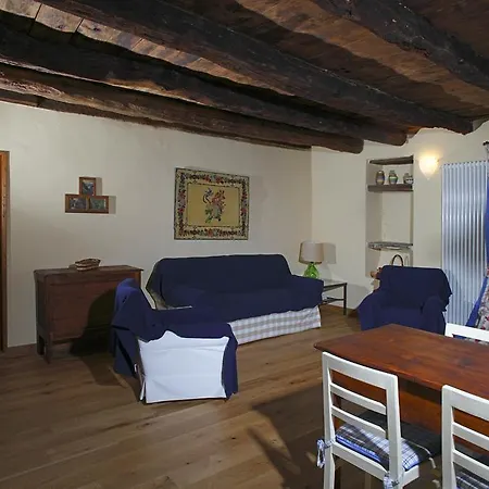 Castello Di Grillano Фермерский дом