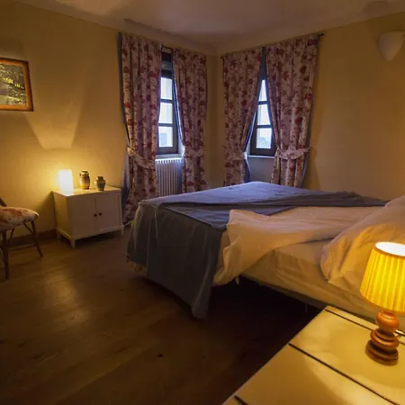 Castello Di Grillano Фермерский дом